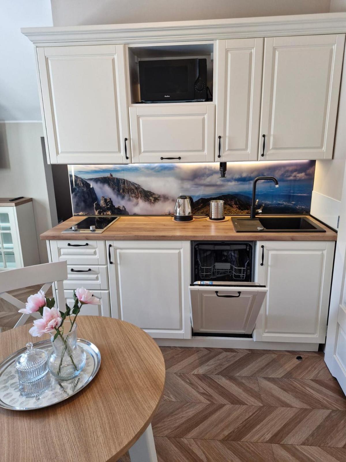 Residence Zielono Mi Шклярска Поремба Екстериор снимка